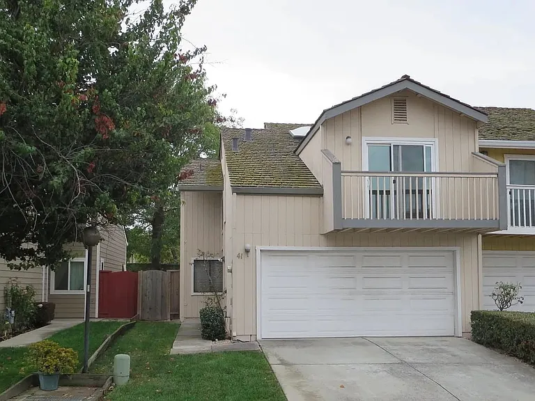 41 Jacklin Cir — Photo 1