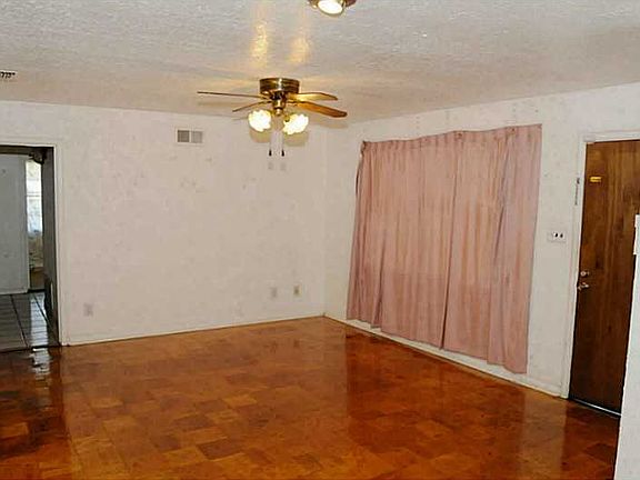 5th image of 3914 Michigan Cir
