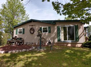 15265 Lakeview Dr, Wolverine, MI 49799