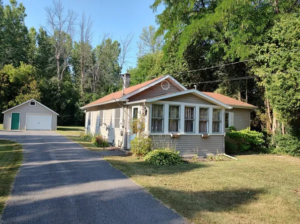 372 Rugar St, Plattsburgh, NY 12901