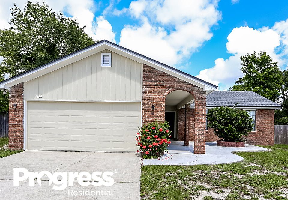 1st image of 3026 Hampstead Dr