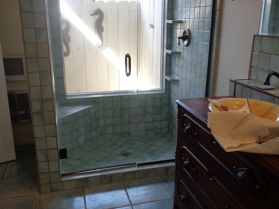 Master shower