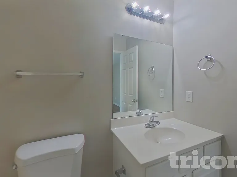 712 Blazing Star Trl — Photo 7
