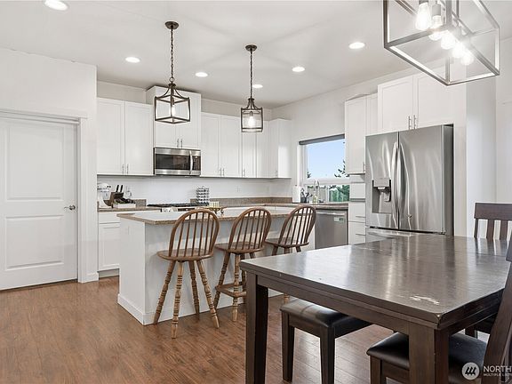 4th image of 31 Marlo Loop