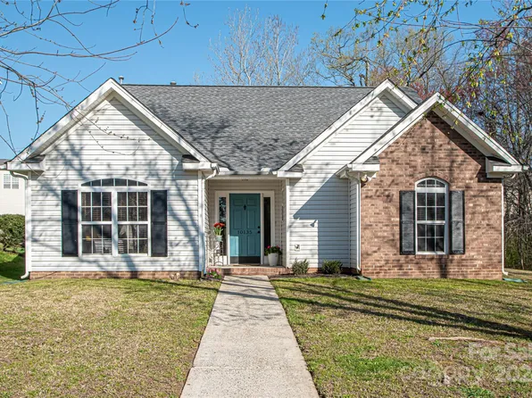 10135 Faires Farm Rd, Charlotte, NC 28213