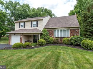 94 Mohawk Dr, Richboro, PA 18954