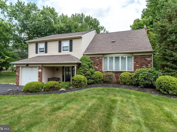 94 Mohawk Dr, Richboro, PA 18954