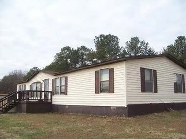 493 Wilson Rd, Brodnax, VA 23920