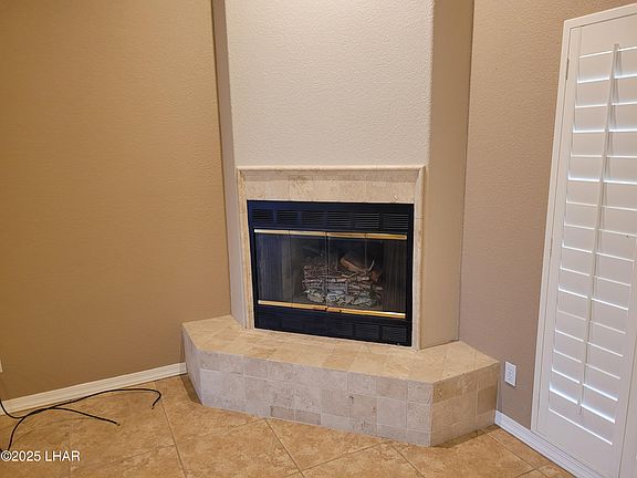 4th image of 641 Wayside Dr