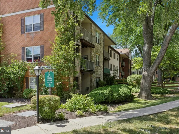 177 Drummers Ln, Wayne, PA 19087