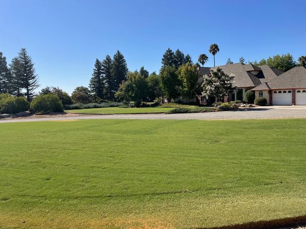13925 E Shaw Ave, Sanger, CA 93657