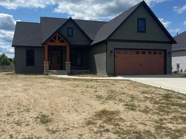 101 Ashberry Way, Swanton, OH 43558