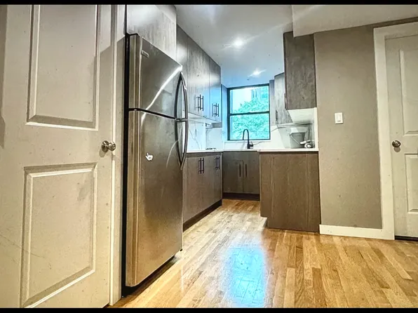 235 Mulberry Street image 1 of 3