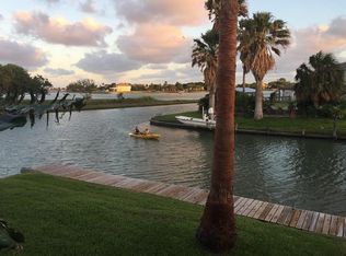 513 Copano Ridge Rd, Rockport, TX 78382