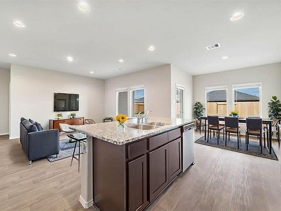 3rd image of 1618 Goose Island Ln