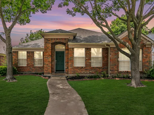 7017 Chateau Dr, Frisco, TX 75035