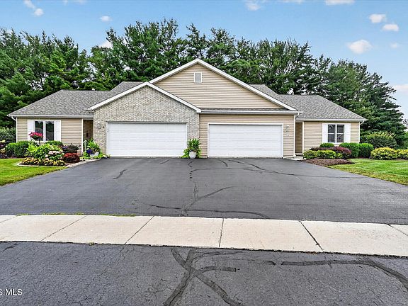 2nd image of 1457 Riverwalk Ct