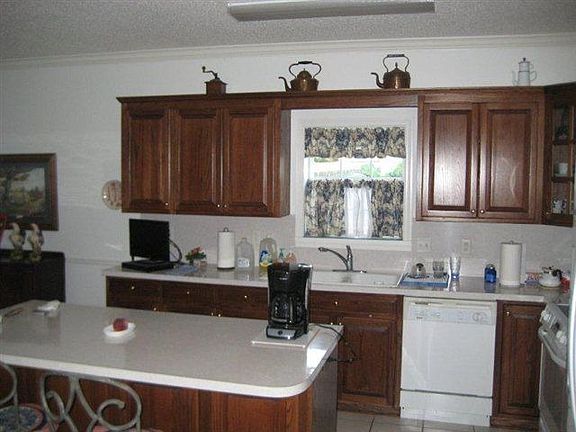 4th image of 112 Knoll Creek Dr