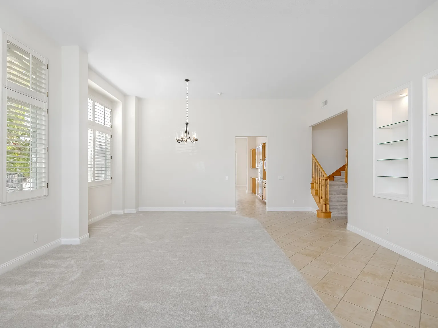 4 bed, 2966 sqft, $6,950 — Photo 4