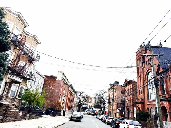 154 Bowers Street image 22 of 27