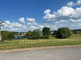 221 Forest Ct, Blountville, TN 37617