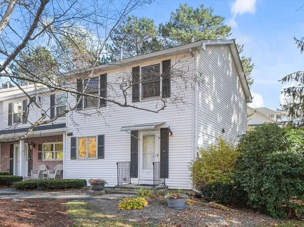 21 Oak St APT A, Methuen, MA 01844