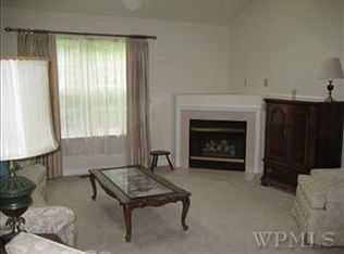 57 Muirfield Ct, Poughkeepsie, NY 12603