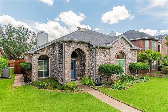 1st image of 1744 Crescent Creek Ln