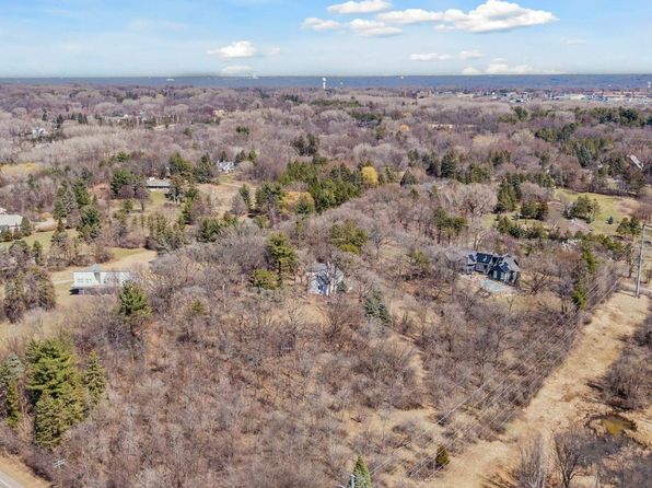 2148 Delaware Ave, Sunfish Lake, MN 55118