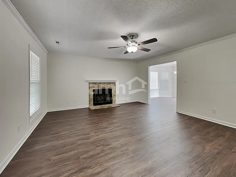 1769 Ammons Dr — Photo 5