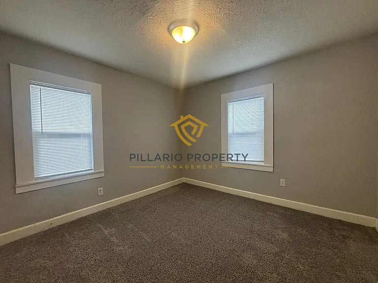 2815 Brookside Ave — Photo 11