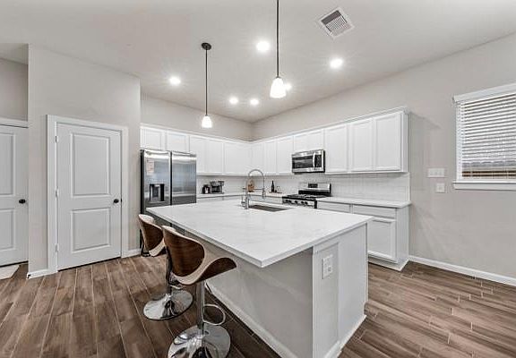 4th image of 7388 Mount Greylock Loop