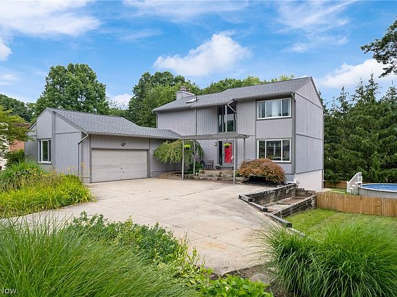 5th image of 537 Beaverbrook Dr