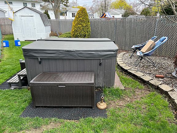 4th image of 39 Gateway Ct