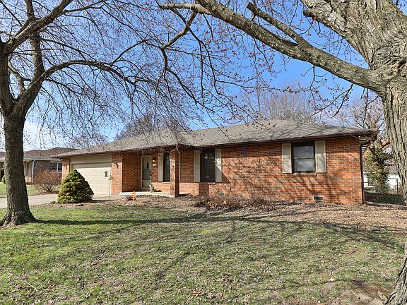2nd image of 440 N Barker Avenue