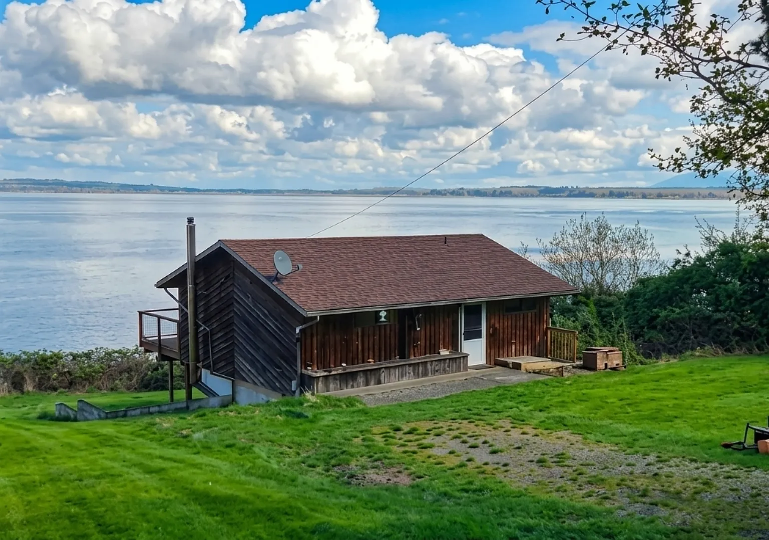 1 bed, 1.5 bath, 1300 sqft, $1,500 — Photo 2