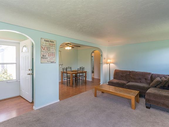 5th image of 12817 E Valleyway Ave