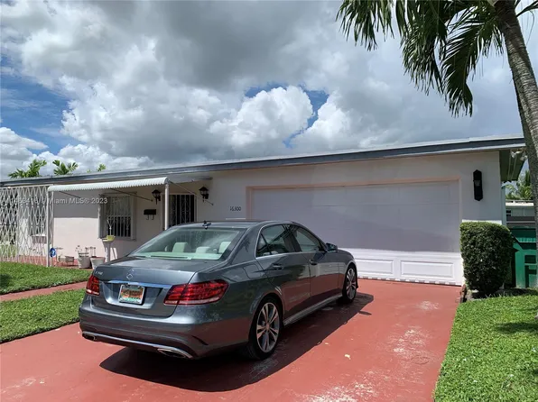 16300 NW 19th Ct, Miami Gardens, FL 33054