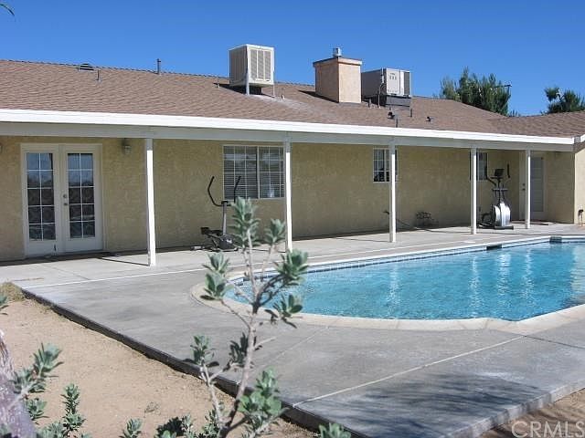 1st image of 7426 Camarilla Ave