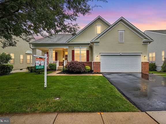 2nd image of 12975 Dunbarton Dr