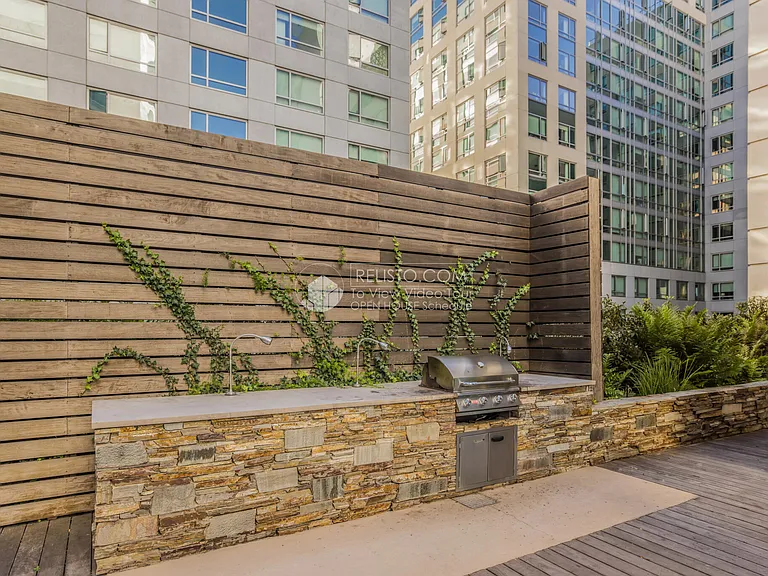 1160 Mission St #1214 — Photo 26