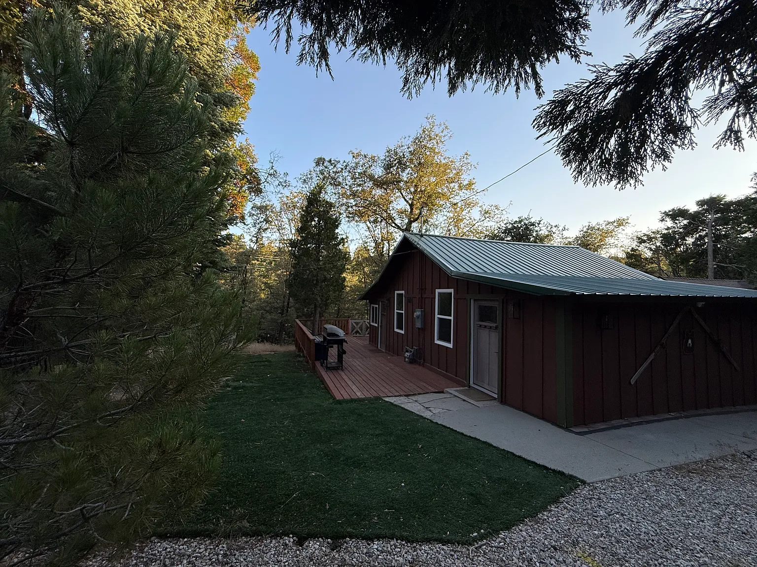 2 bed, 760 sqft, $2,200 — Photo 2