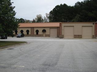 555 Columbia Dr, Carrollton, GA 30117