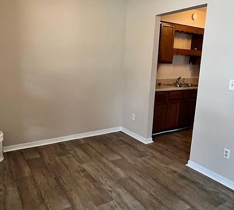 5th image of 462 Crabapple Ct #D