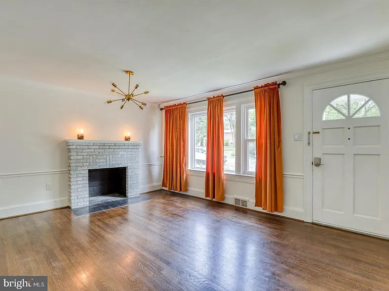 123 Bellview Ave — Photo 4