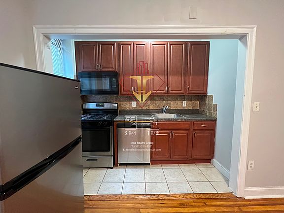 2nd image of 92-94 Highland Ave #B1