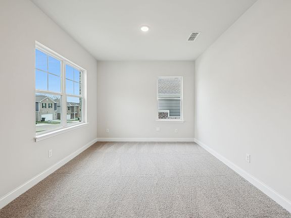 5th image of 119 Cades Blf Lot 25