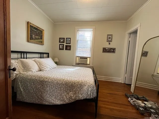 2254 W Addison St #2 — Photo 9