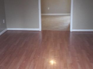115 Darnall Ave APT 5, Brandenburg, KY 40108