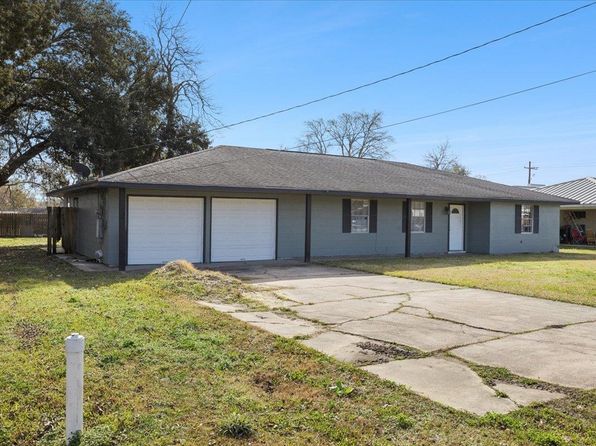 2211 Avenue A, Nederland, TX 77627